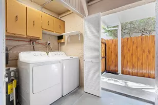 1096 W 42nd Pl, Hialeah, FL 33012 - Photo 27