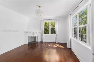 1027 Euclid Ave, Miami Beach, FL 33139 - Photo 1
