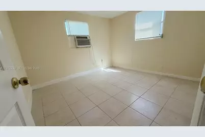 2954 NW 51st Ter #2954, Miami, FL 33142 - Photo 11