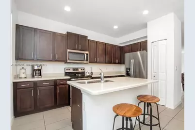 3327 NW 10th Ave, Pompano Beach, FL 33064 - Photo 3