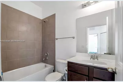 3327 NW 10th Ave, Pompano Beach, FL 33064 - Photo 11