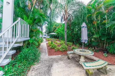 710 N K St #202, Lake Worth, FL 33460 - Photo 11