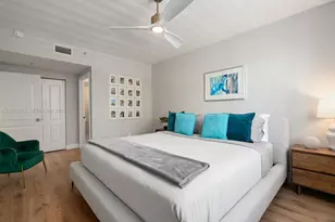 110 Washington Ave, Miami Beach, FL 33139 - Photo 13