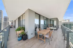 88 SW 7th St, Miami, FL 33130 - Photo 11