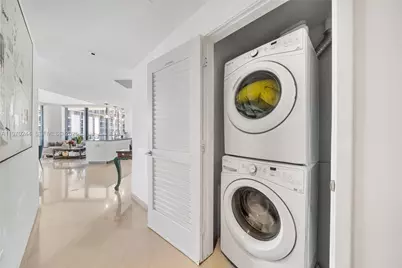 88 SW 7th St #2312, Miami, FL 33130 - Photo 27