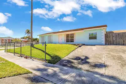 12205 SW 263rd Ter, Homestead, FL 33032 - Photo 9