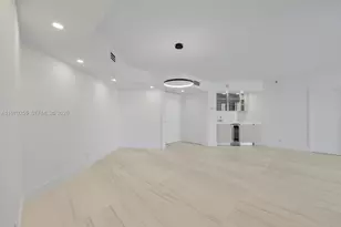 3000 Island Blvd, Aventura, FL 33160 - Photo 21