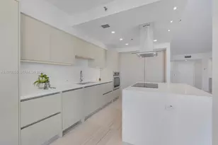 3000 Island Blvd, Aventura, FL 33160 - Photo 17