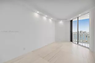 3000 Island Blvd, Aventura, FL 33160 - Photo 29