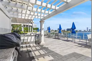3000 Island Blvd, Aventura, FL 33160 - Photo 31