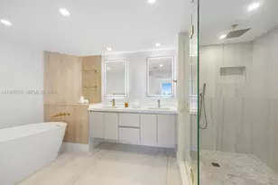 3000 Island Blvd, Aventura, FL 33160 - Photo 27