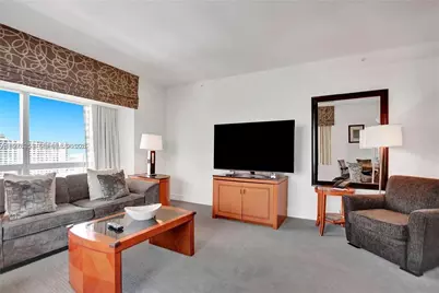 1435 Brickell Ave #3212, Miami, FL 33131 - Photo 5