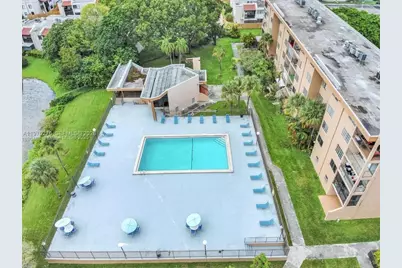 [Address not provided], Miami, FL 33172 - Photo 15