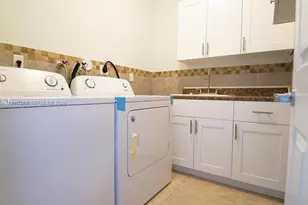 7738 NW 5th St, Plantation, FL 33324 - Photo 13