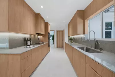 143 Morningside Dr, Coral Gables, FL 33133 - Photo 9