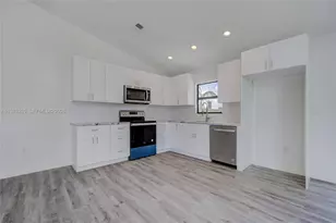 3540 65th Ave Cir E, Other City - In The State Of Florida, FL 34243 - Photo 11