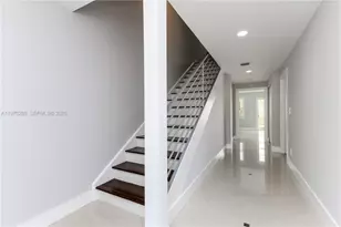 623 NE 8th Ave, Fort Lauderdale, FL 33304 - Photo 11