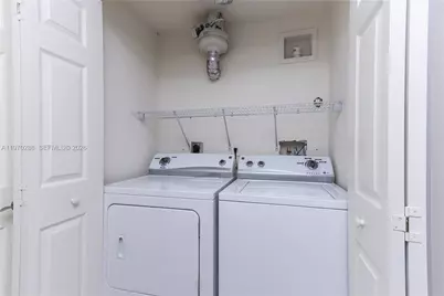 623 NE 8th Ave, Fort Lauderdale, FL 33304 - Photo 13