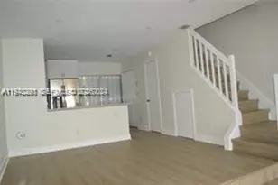 2864 S Edgehill Ln, Cooper City, FL 33026 - Photo 3