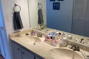 210 Sea View Dr, Key Biscayne, FL 33149 - Photo 15