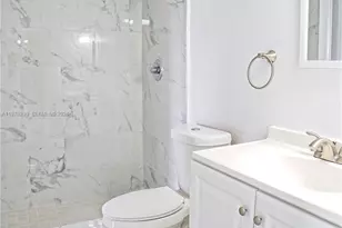 4717 NW 7th St, Miami, FL 33126 - Photo 13