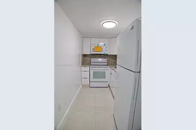 4717 NW 7th St #704-10, Miami, FL 33126 - Photo 5