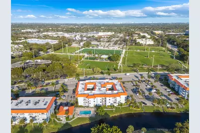 455 S Pine Island Rd #303C, Plantation, FL 33324 - Photo 39