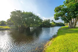 455 S Pine Island Rd, Plantation, FL 33324 - Photo 31