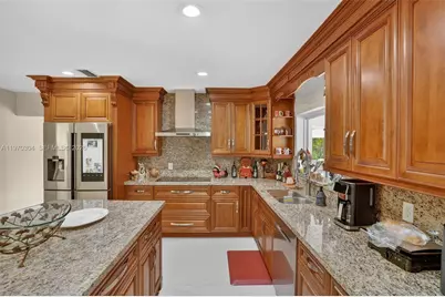 19390 SW 312th St, Homestead, FL 33030 - Photo 13