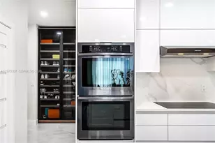 4566 Ficus St, Hollywood, FL 33021 - Photo 5