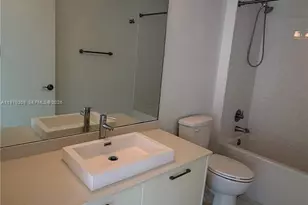 151 SE 1st St, Miami, FL 33131 - Photo 33