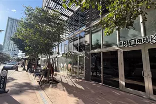 151 SE 1st St, Miami, FL 33131 - Photo 15