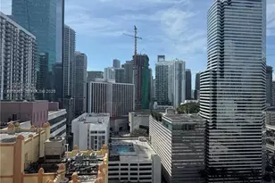 151 SE 1st St, Miami, FL 33131 - Photo 37