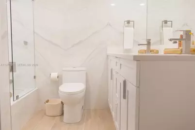 [Address not provided], Pompano Beach, FL 33069 - Photo 17