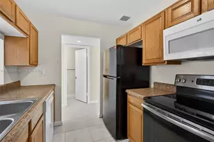 5090 Elmhurst Rd, West Palm Beach, FL 33417 - Photo 7