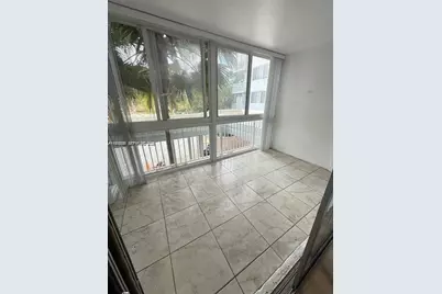 4200 Hillcrest Dr #206, Hollywood, FL 33021 - Photo 9