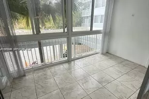 4200 Hillcrest Dr, Hollywood, FL 33021 - Photo 9