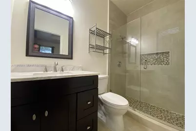 8987 W 35th Ave #8987, Hialeah, FL 33018 - Photo 15