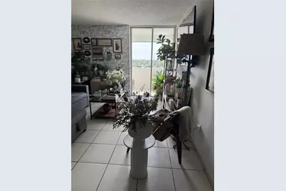 5050 NW 7th St #604, Miami, FL 33126 - Photo 3