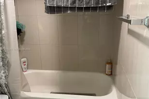 5050 NW 7th St, Miami, FL 33126 - Photo 29