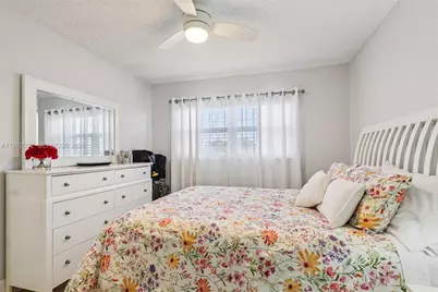 804 SE 7th St #402, Deerfield Beach, FL 33441 - Photo 19