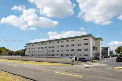 804 SE 7th St #402, Deerfield Beach, FL 33441 - Photo 31