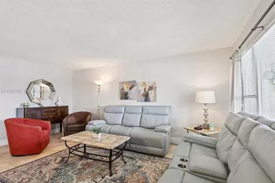 804 SE 7th St #402, Deerfield Beach, FL 33441 - Photo 7