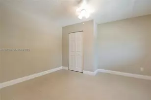 5632 Hayes St, Hollywood, FL 33021 - Photo 21