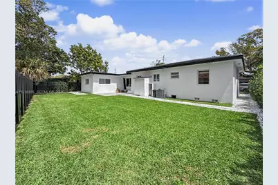 1530 SW 24th Ave, Miami, FL 33145 - Photo 5