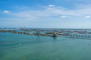 700 NE 24th St, Miami, FL 33137 - Photo 3