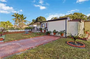 380 NW 133rd St, North Miami, FL 33168 - Photo 7