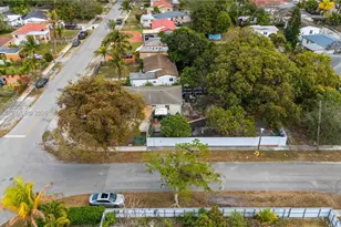 380 NW 133rd St, North Miami, FL 33168 - Photo 3