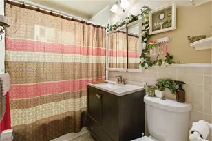 380 NW 133rd St, North Miami, FL 33168 - Photo 25