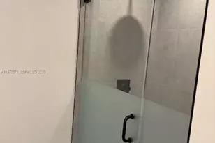 121 NE 5th St, Miami, FL 33132 - Photo 9